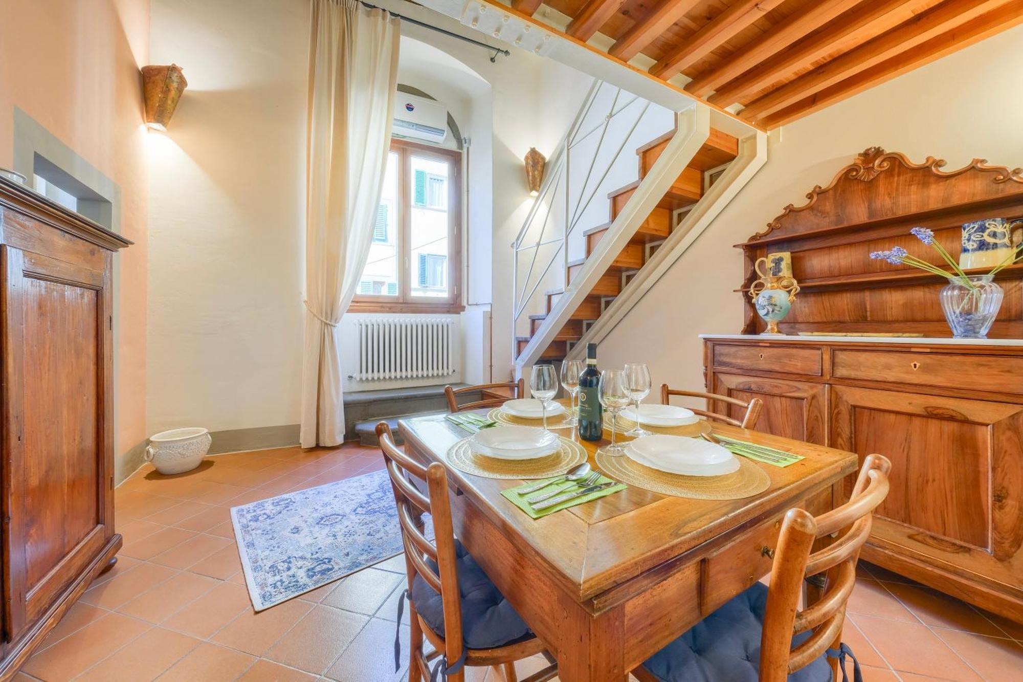 Duomo Luxury Wi-fi A/c Apartment
