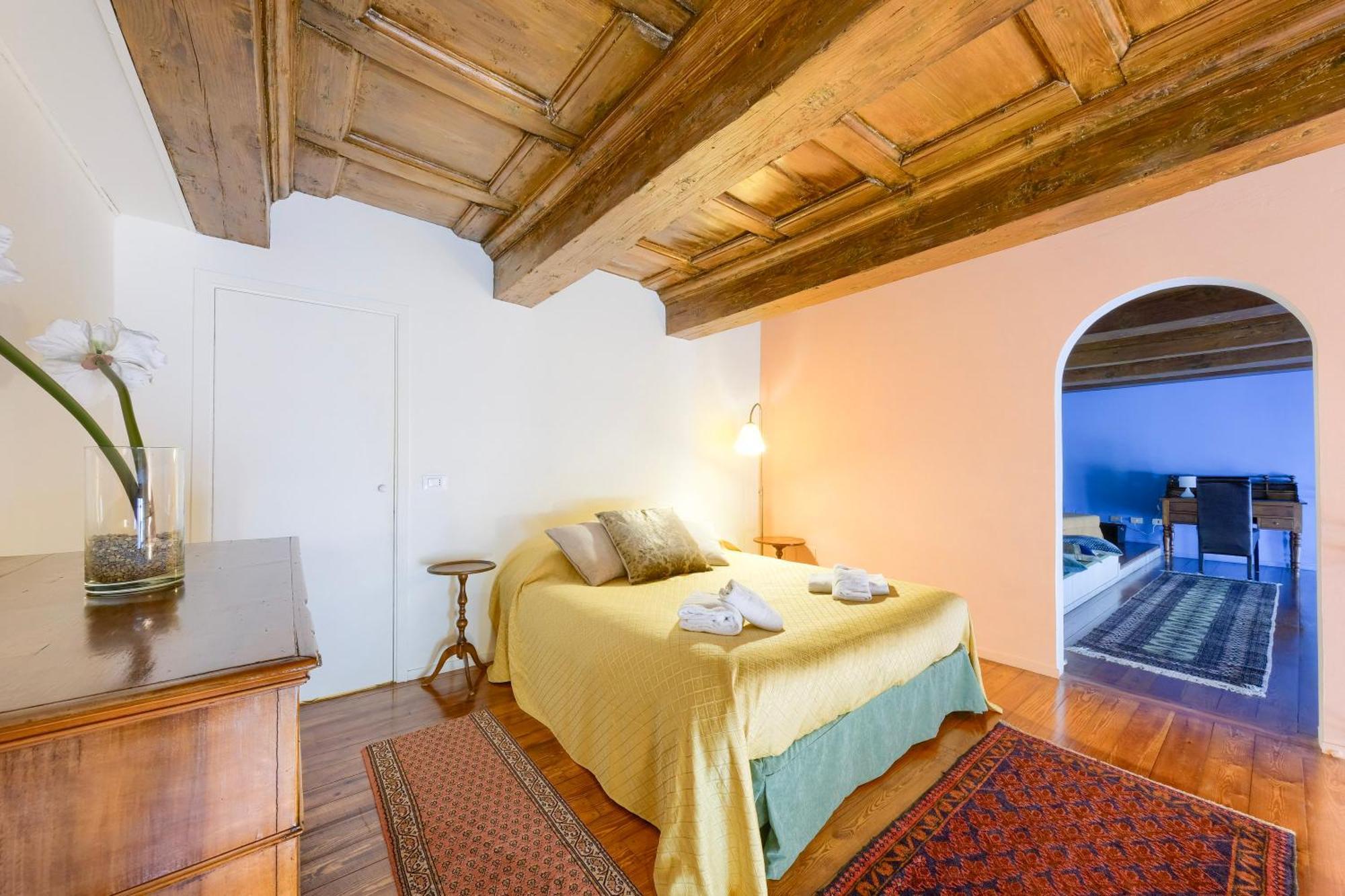 Apartment Duomo Luxury Wi-fi A/c