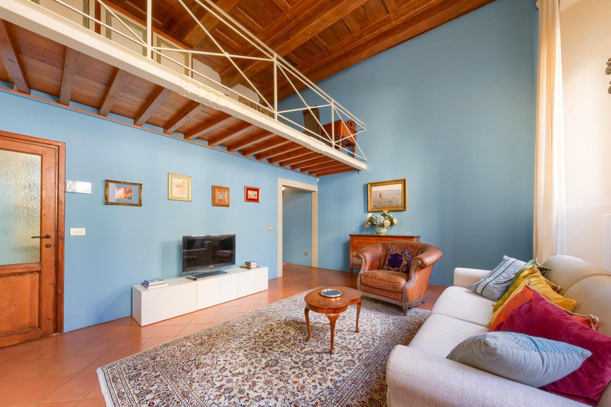 Duomo Luxury Wi-fi A/c Apartment *
