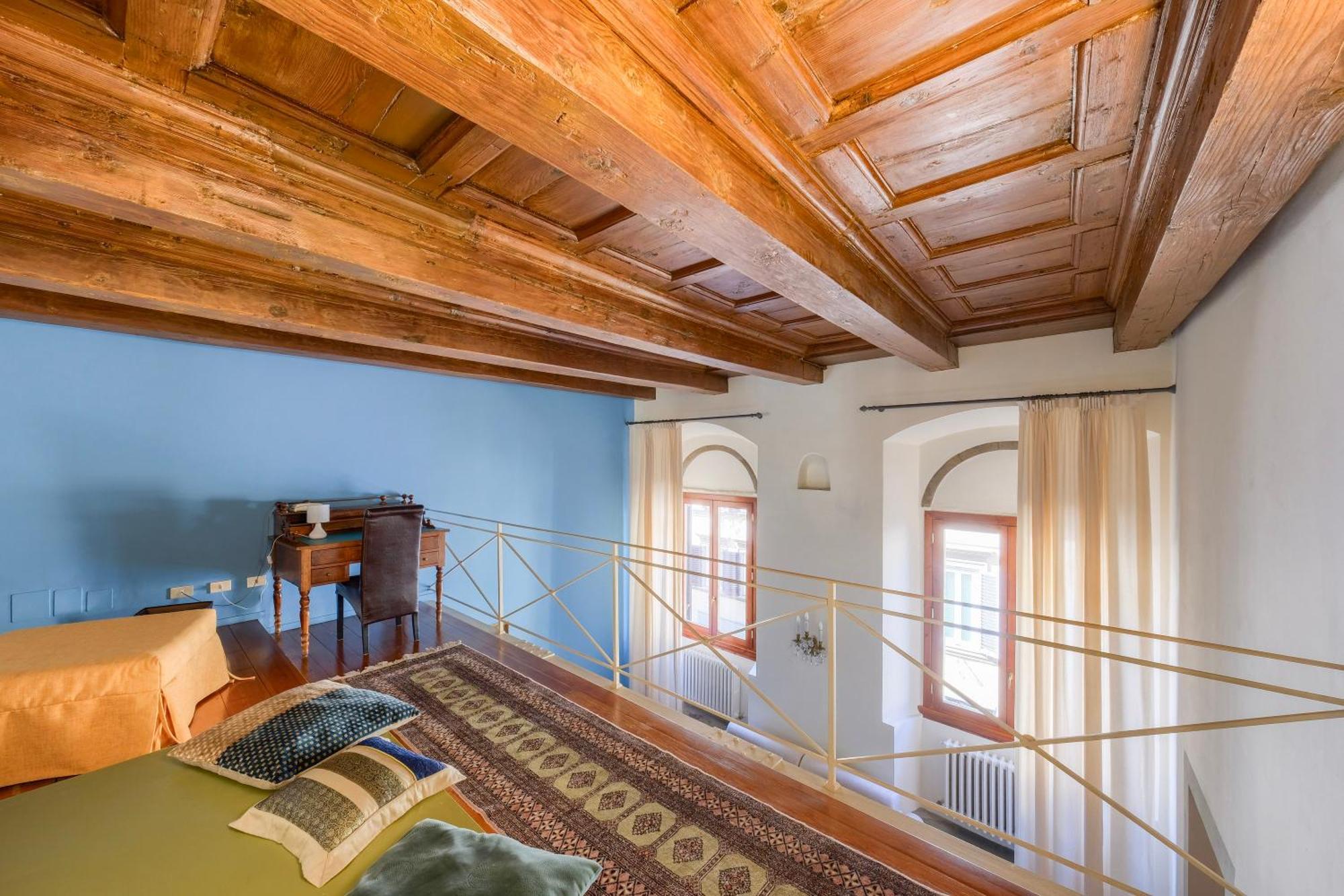 Duomo Luxury Wi-fi A/c Apartment